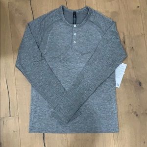 Lululemon Metal Vent Long Sleeve